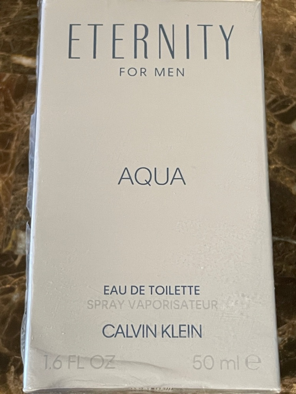 Calvin Klein Eternity Aqua for Men - Clear & Silver Bottle - Picture 3 of 6